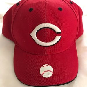 Cincinnati Red’s kids hat